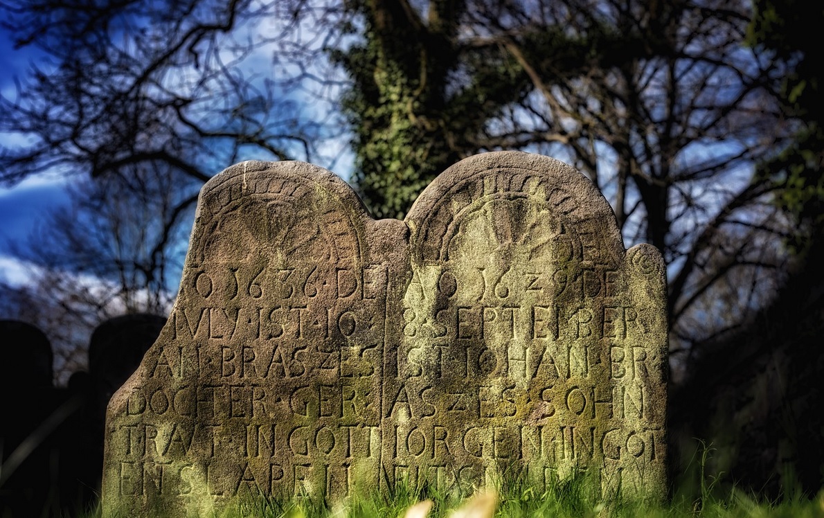 tombstone1_pixabay